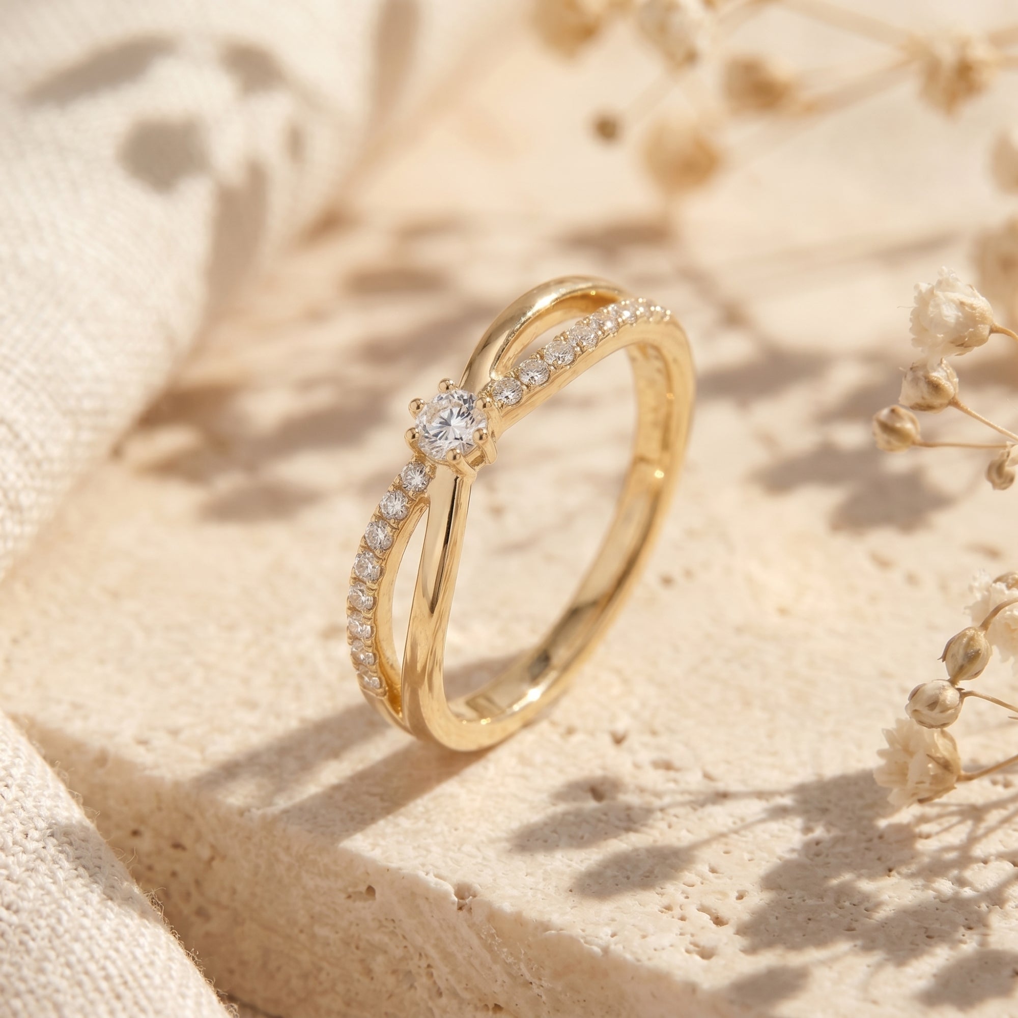 The Lyria Moissanite Ring