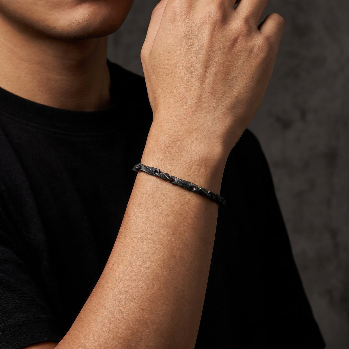 Le bracelet Forge Twisted Link