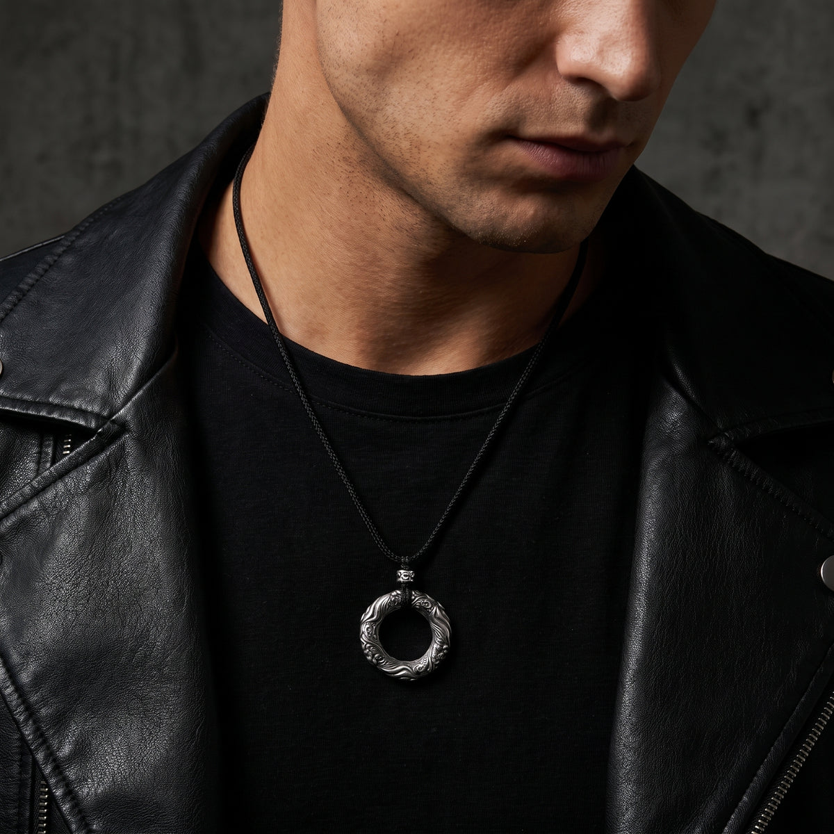 The Carved Circle Necklace