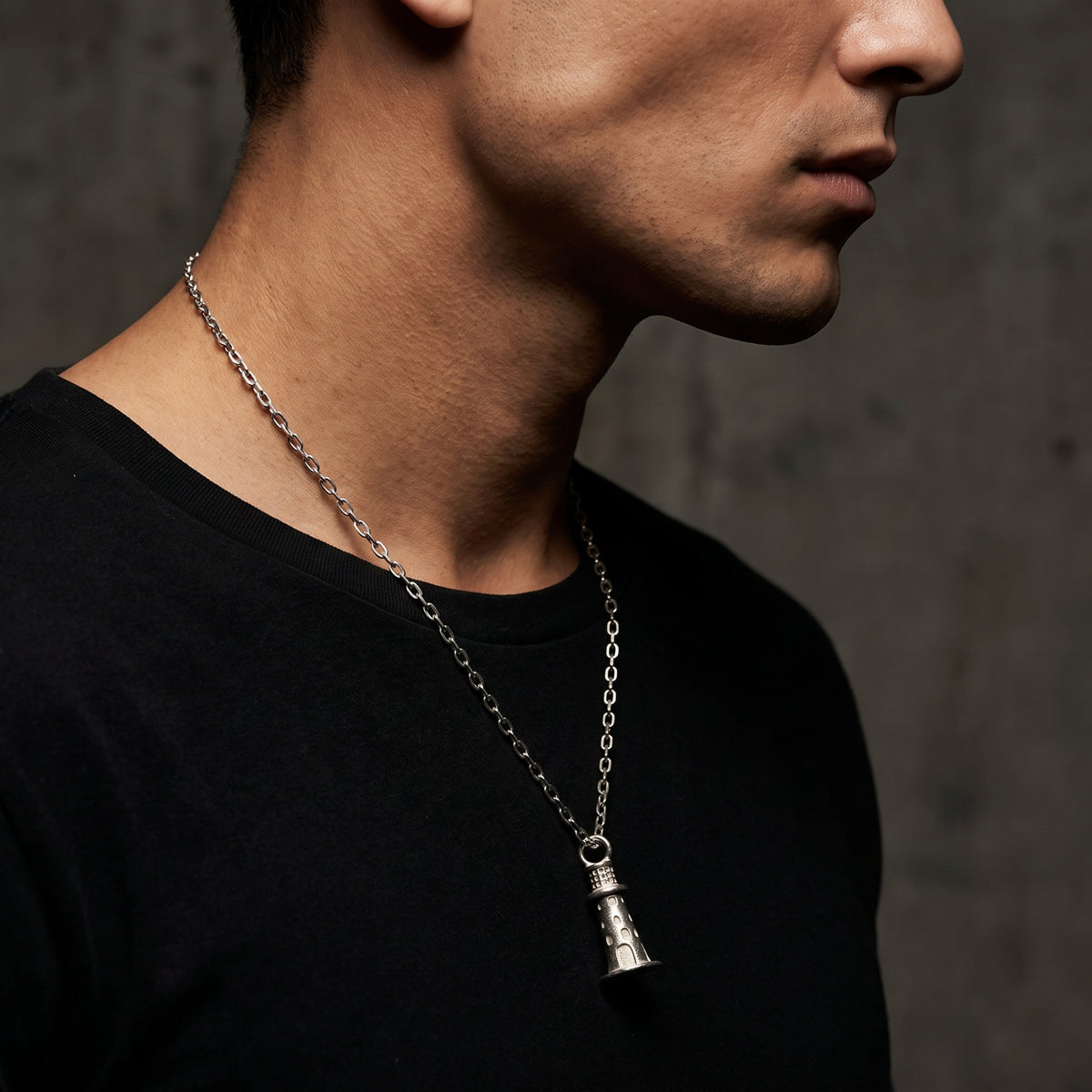 Le collier pendentif Lighthouse