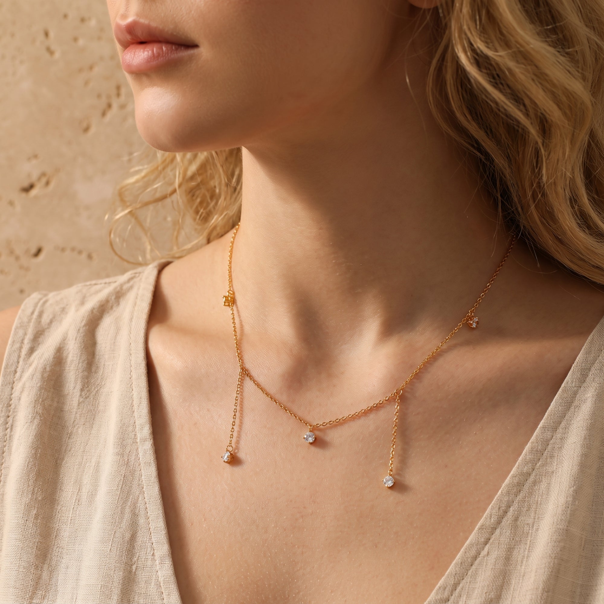 Le collier Goutte de rosée scintillante