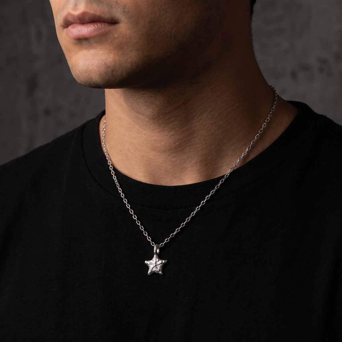 De ketting met hanger Astra Starburst