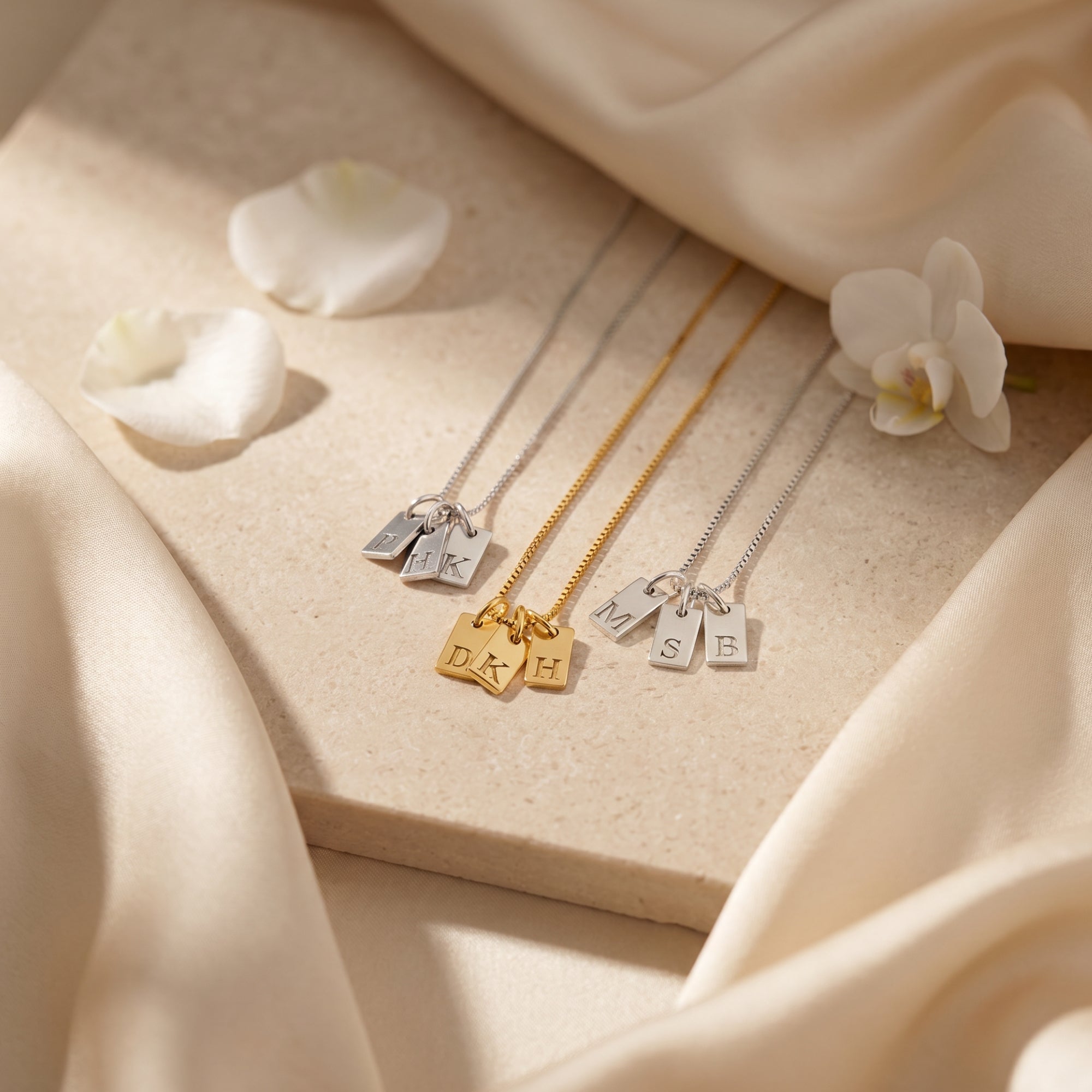 The Arden Pendant Necklace