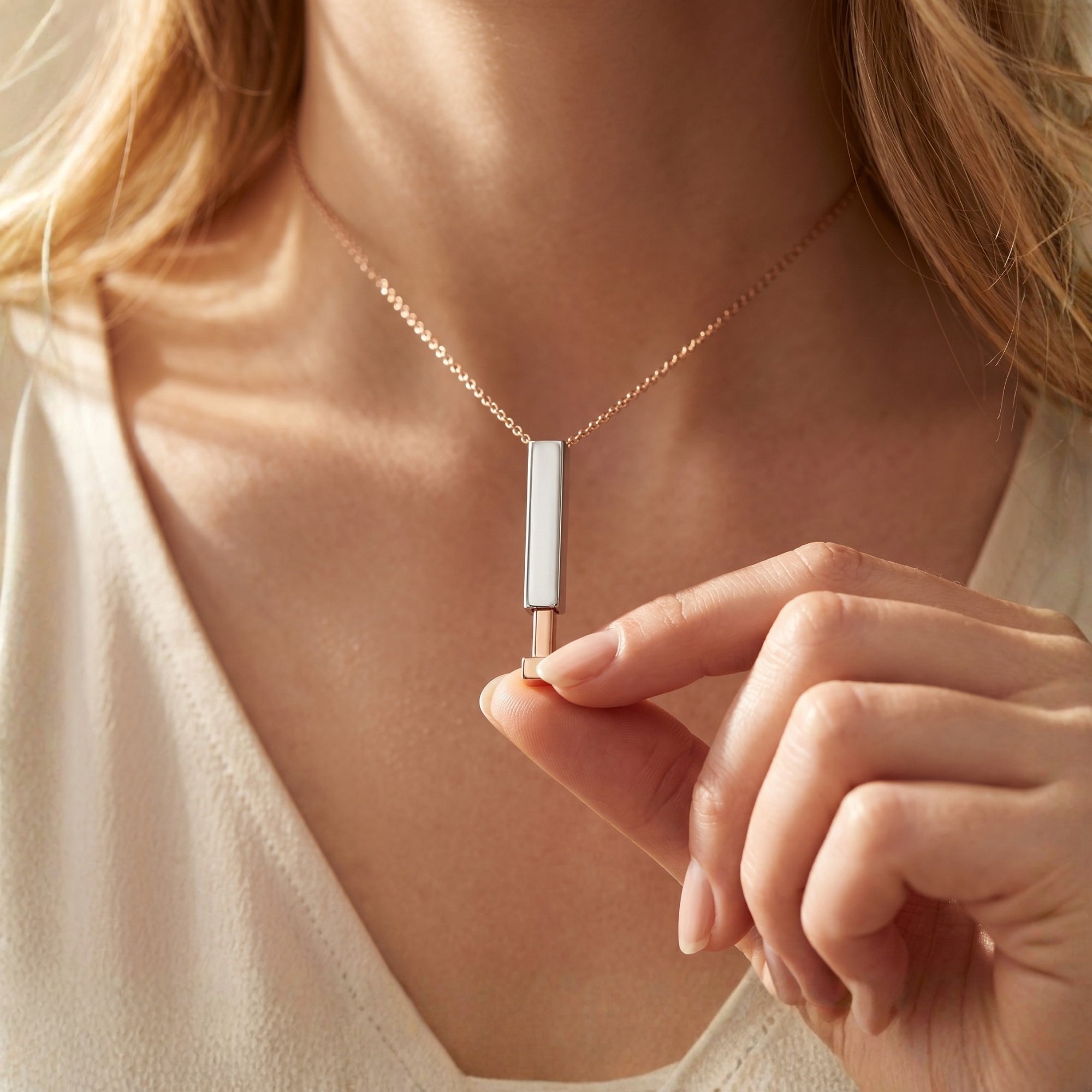 The Adelise Pendant Necklace