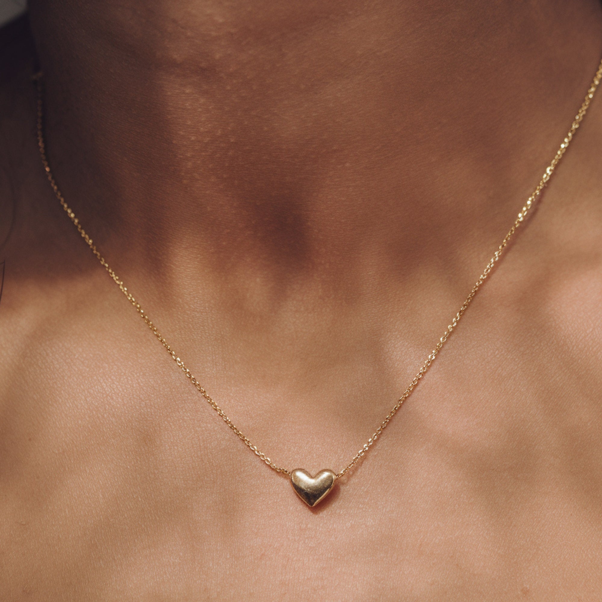 14K or 18K solid gold heart pendant necklace