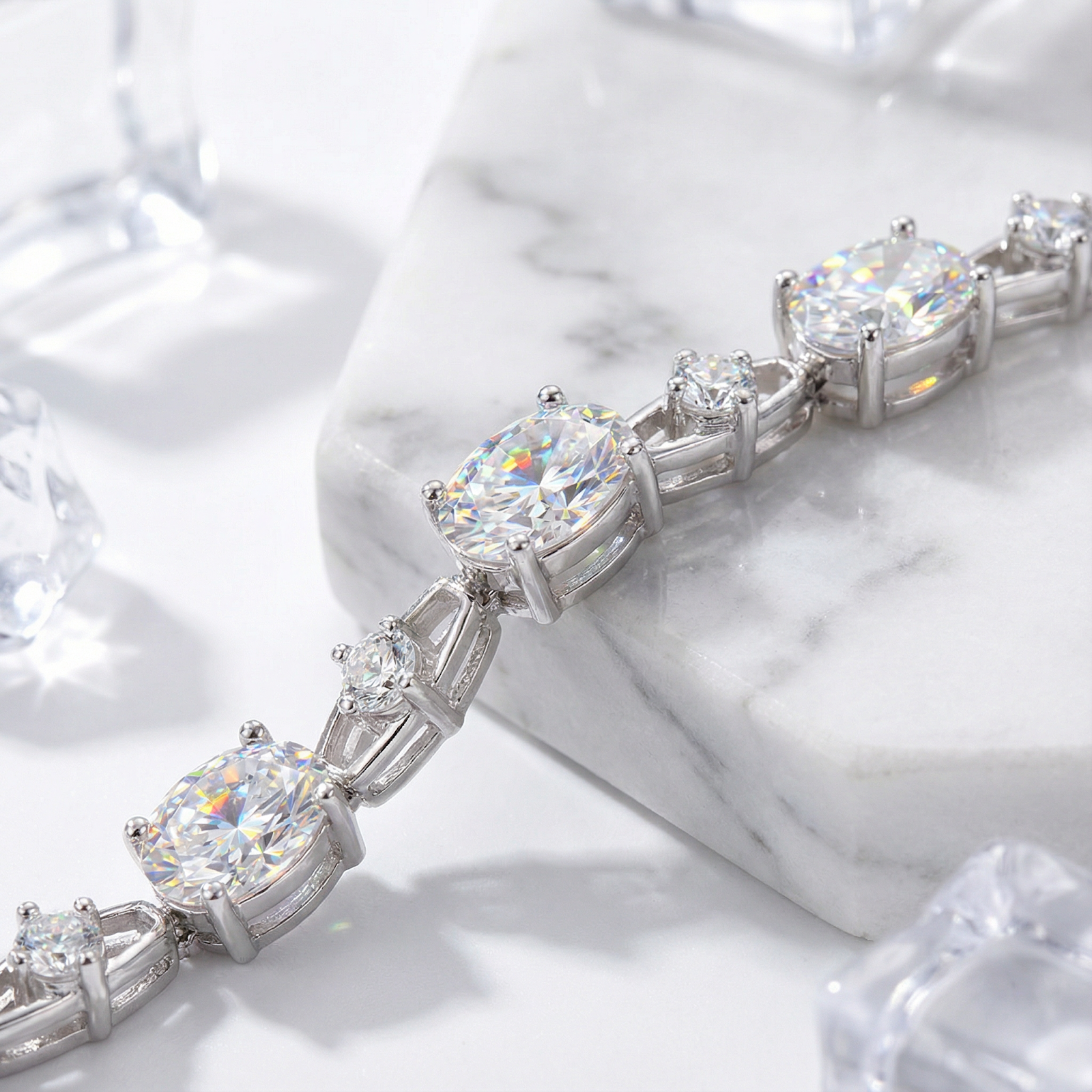 The Lysithea Oval Bracelet - S925 Sterling Silver