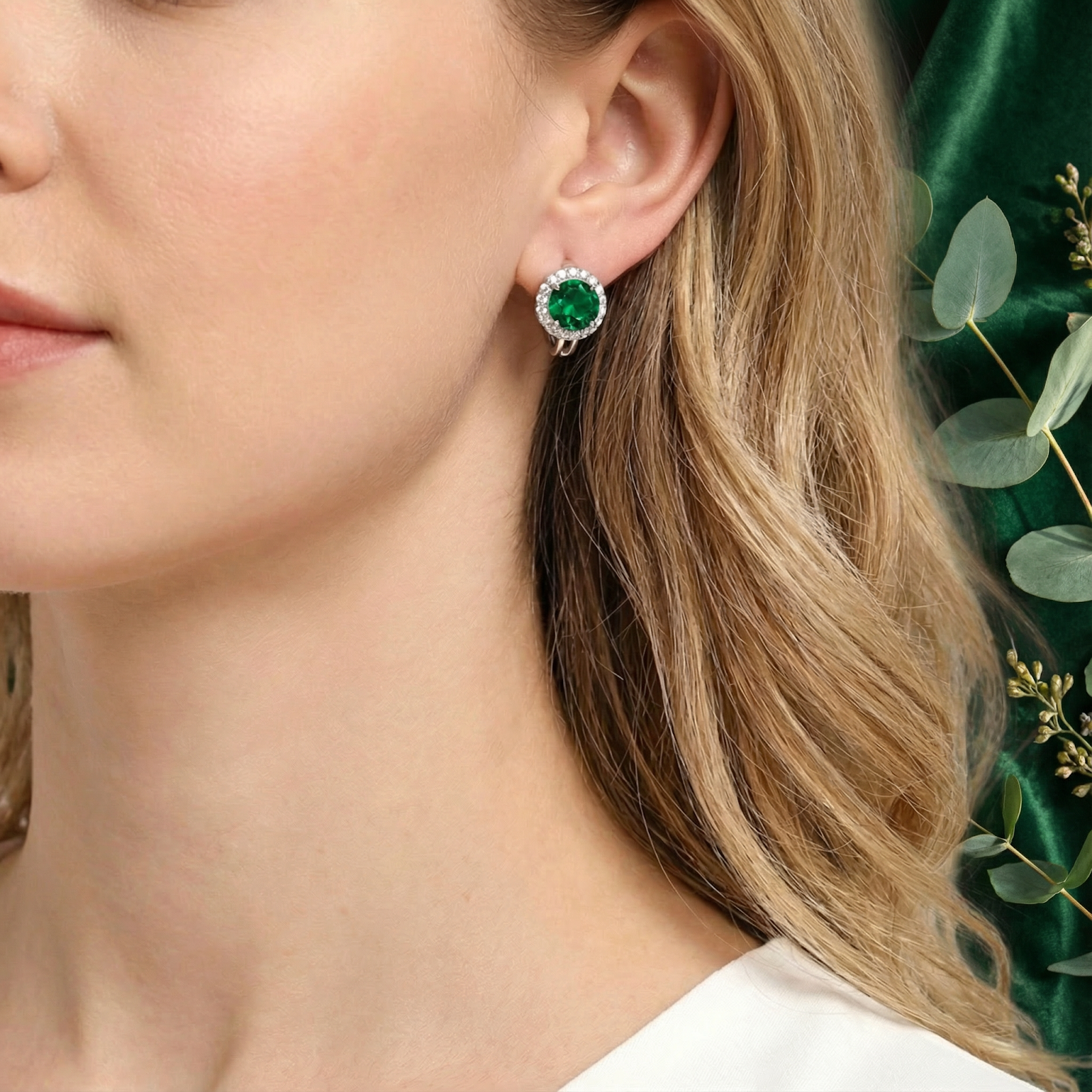 The Calystra Halo Studs - S925 Sterling Silver