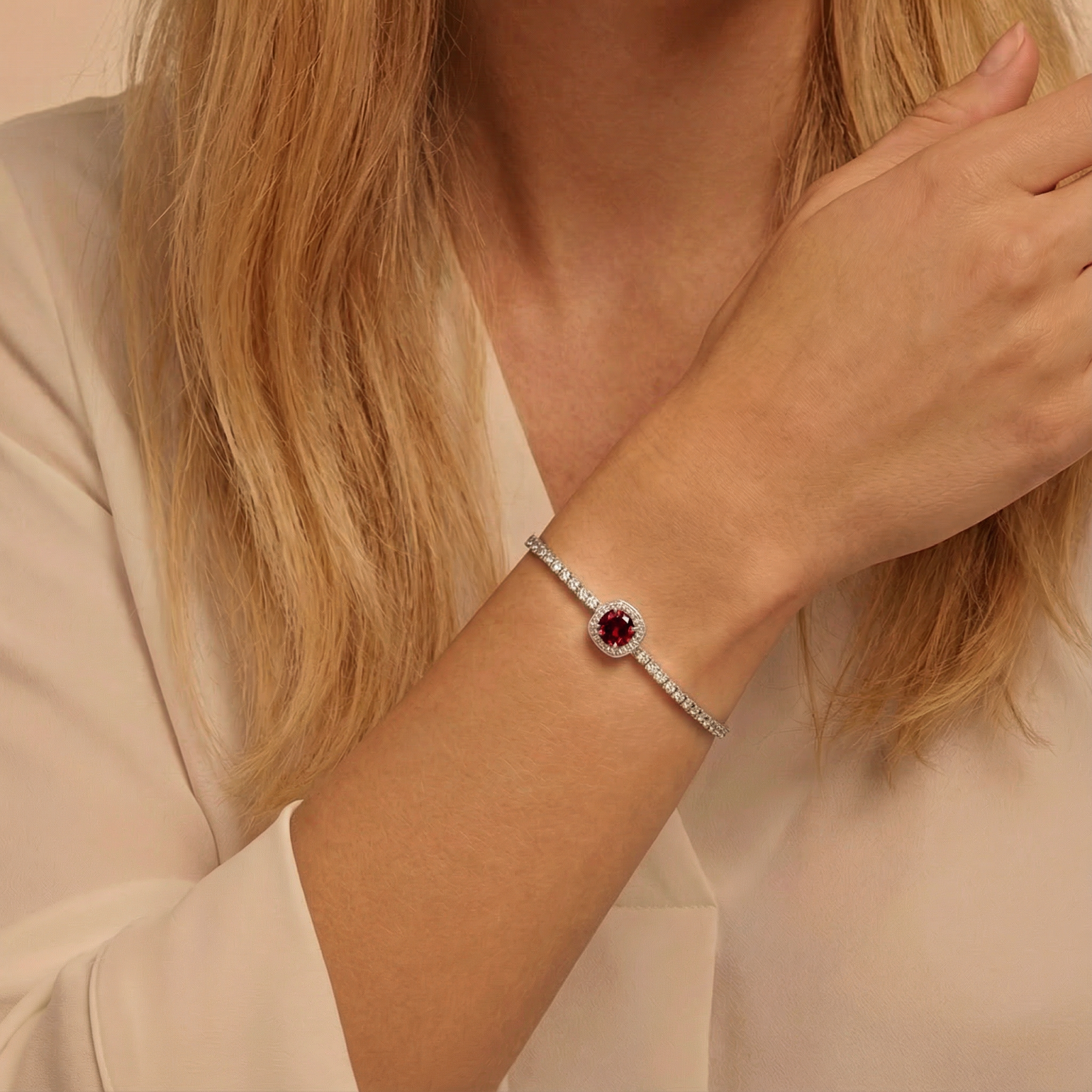 The Thara Halo Bracelet - S925 Sterling Silver