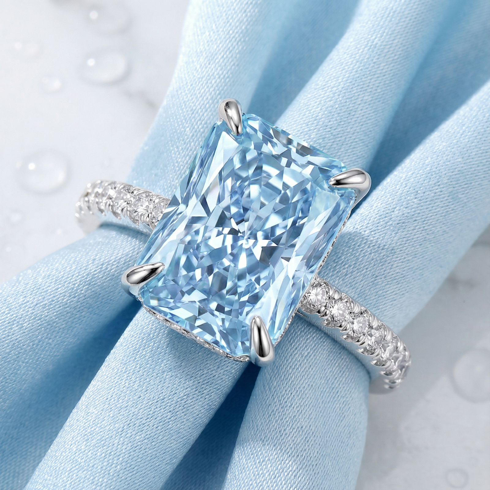 The Azurea Radiant Ring - S925 Sterling Silver