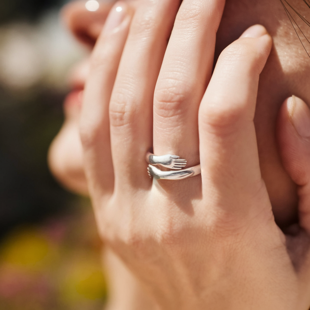 Embrace | Hug Ring | 925 Sterling Silver