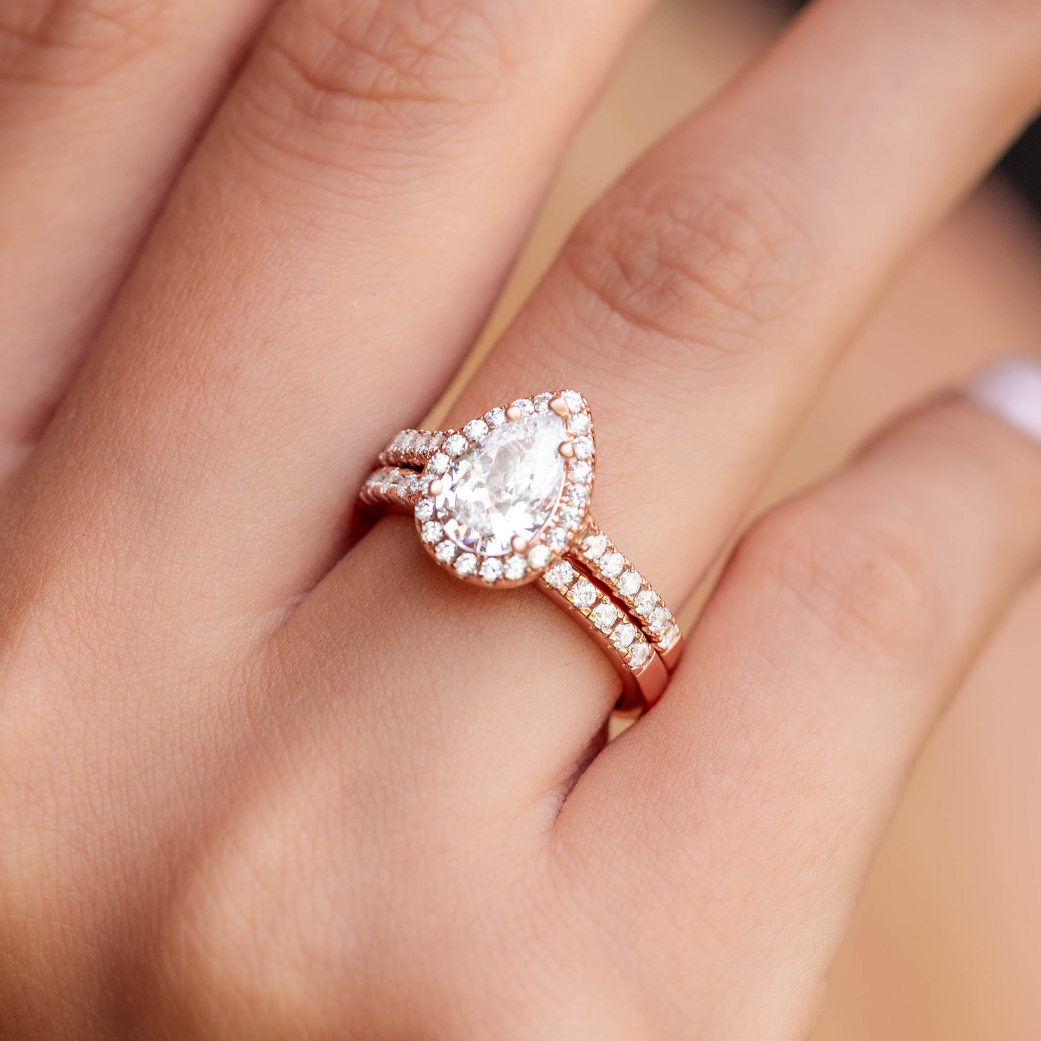 The Allure - Rose - Moissanite