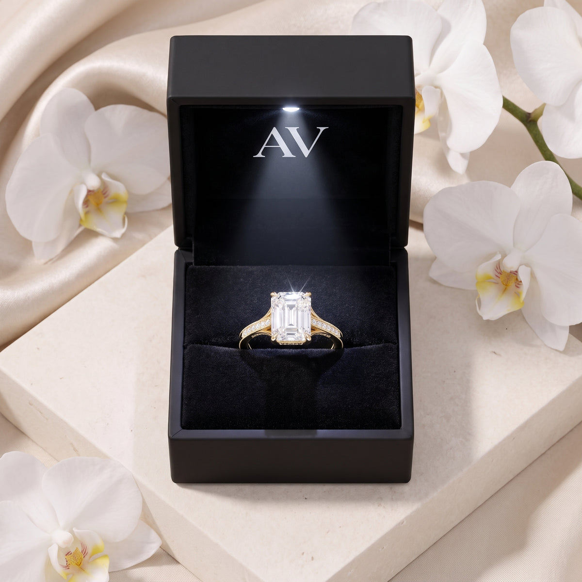 AI0009-EME-2CT-PAVE-VINT - Premium LED Gift Box Presentation