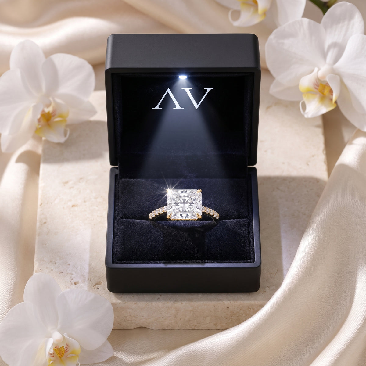 AI0009-RAD-2CT-PAVE-EW - Premium LED Gift Box Presentation
