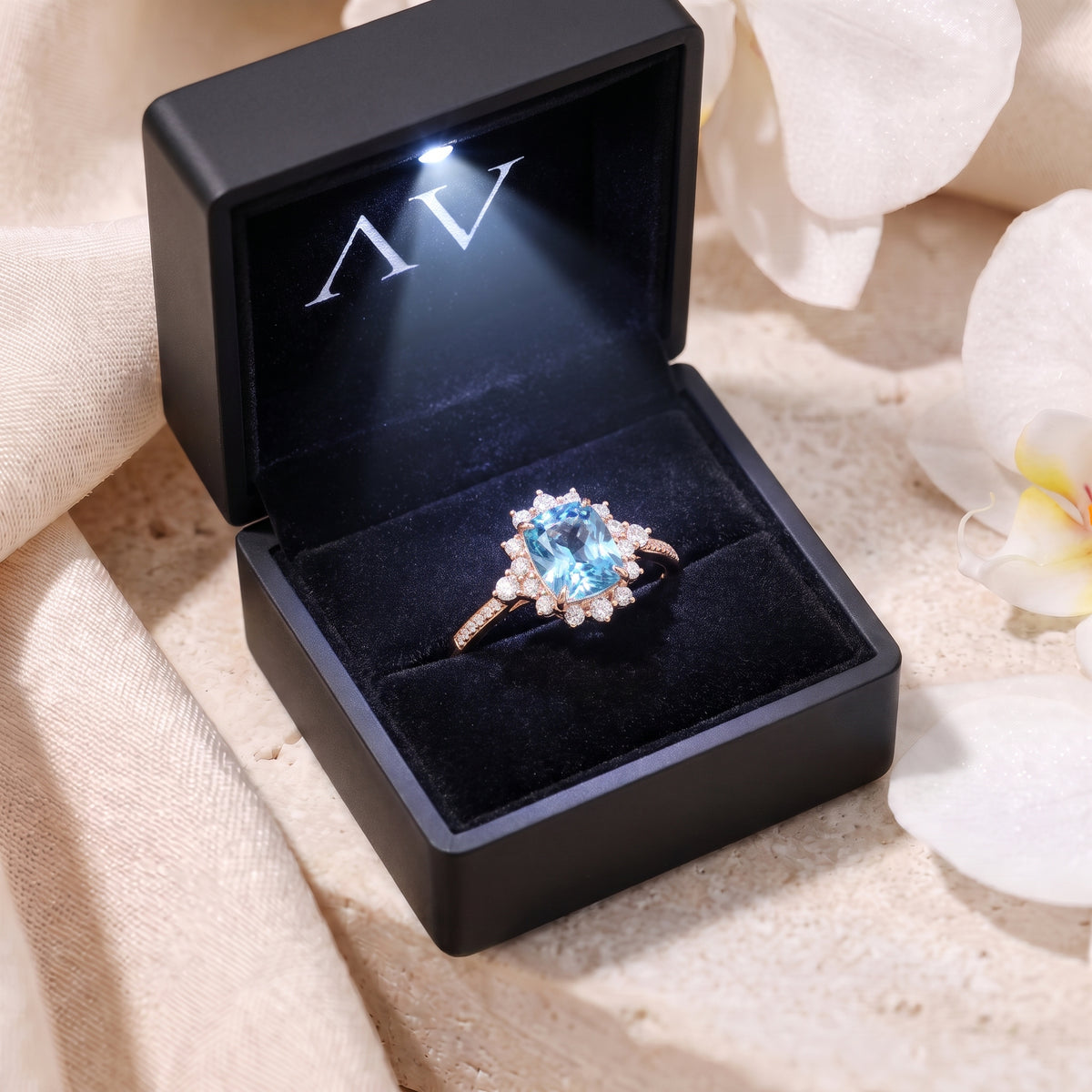 AI0010-CSR-1.5CT-PAVE-SOLIT - Premium LED Gift Box Presentation