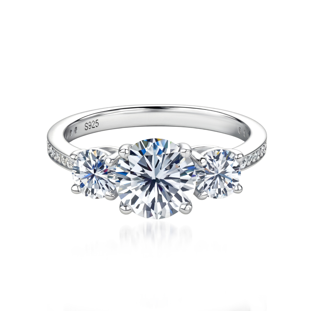 2CT Round Cut 3-Stone Moissanite Ring