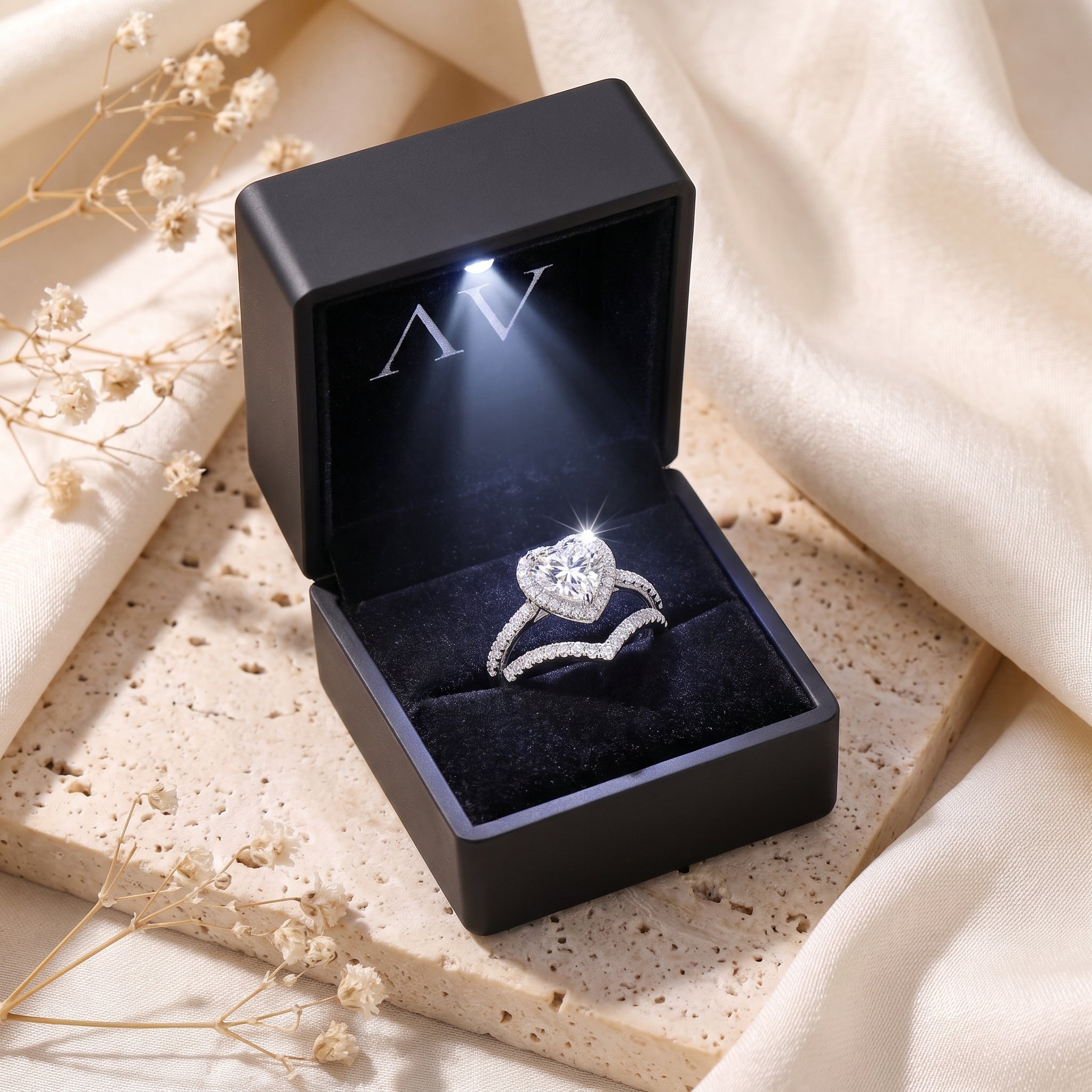 YLQ4607-rings - Premium LED Gift Box Presentation