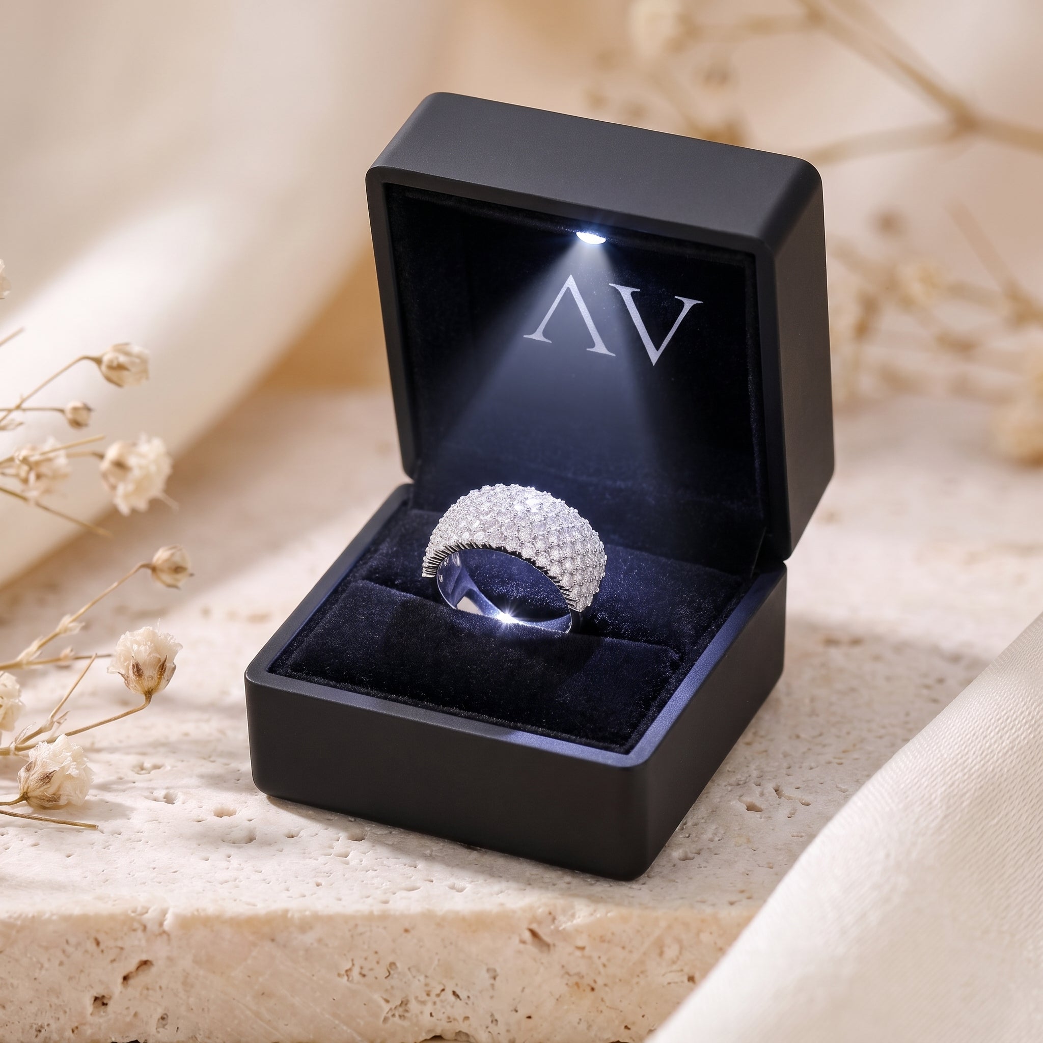 YLQ4802-rings - Premium LED Gift Box Presentation