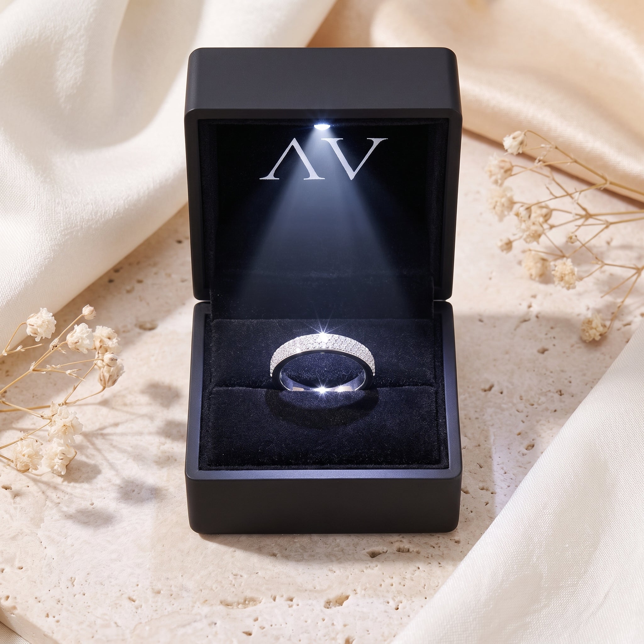 YLQ4805-rings - Premium LED Gift Box Presentation