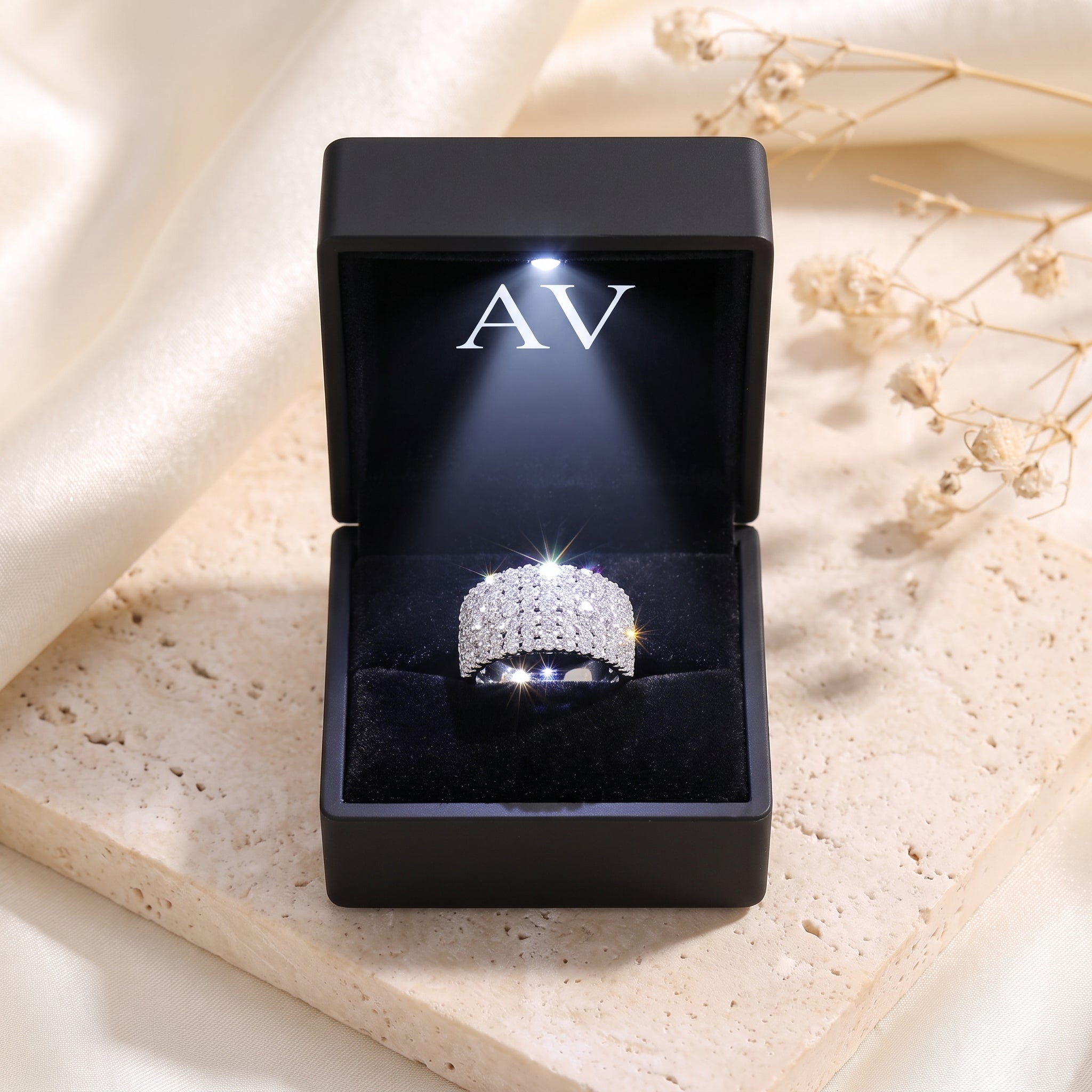 YLQ4816-rings - Premium LED Gift Box Presentation
