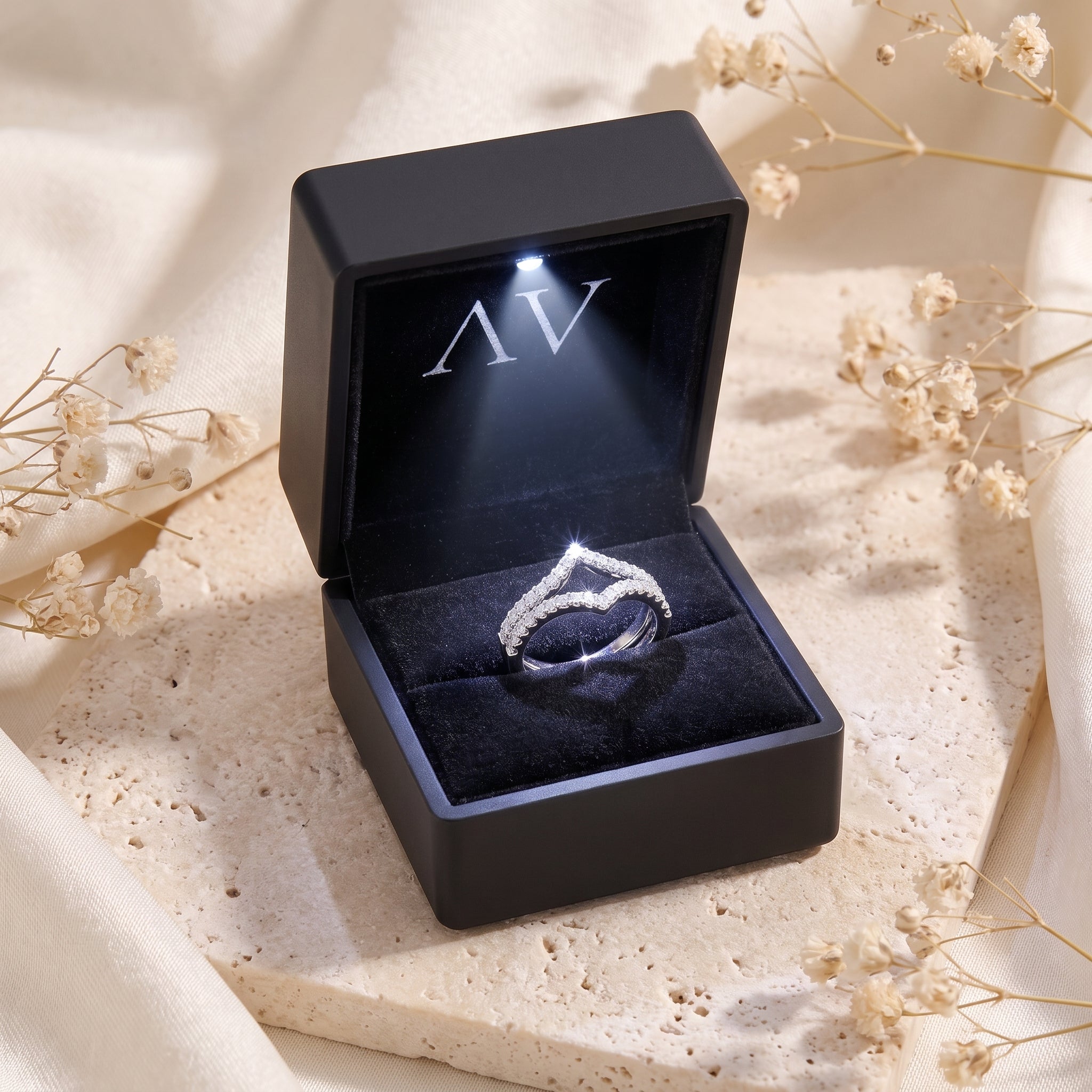 YLQ4826-rings - Premium LED Gift Box Presentation