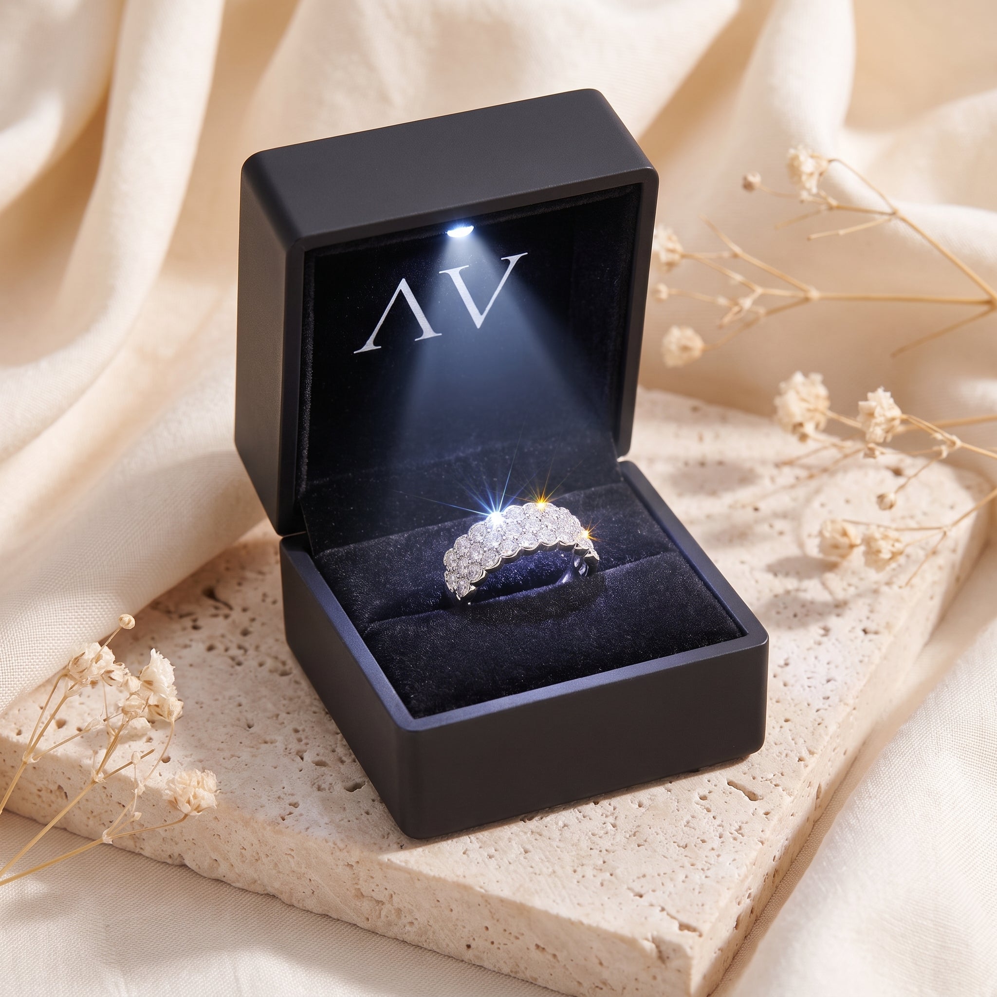 YLQ4829-rings - Premium LED Gift Box Presentation