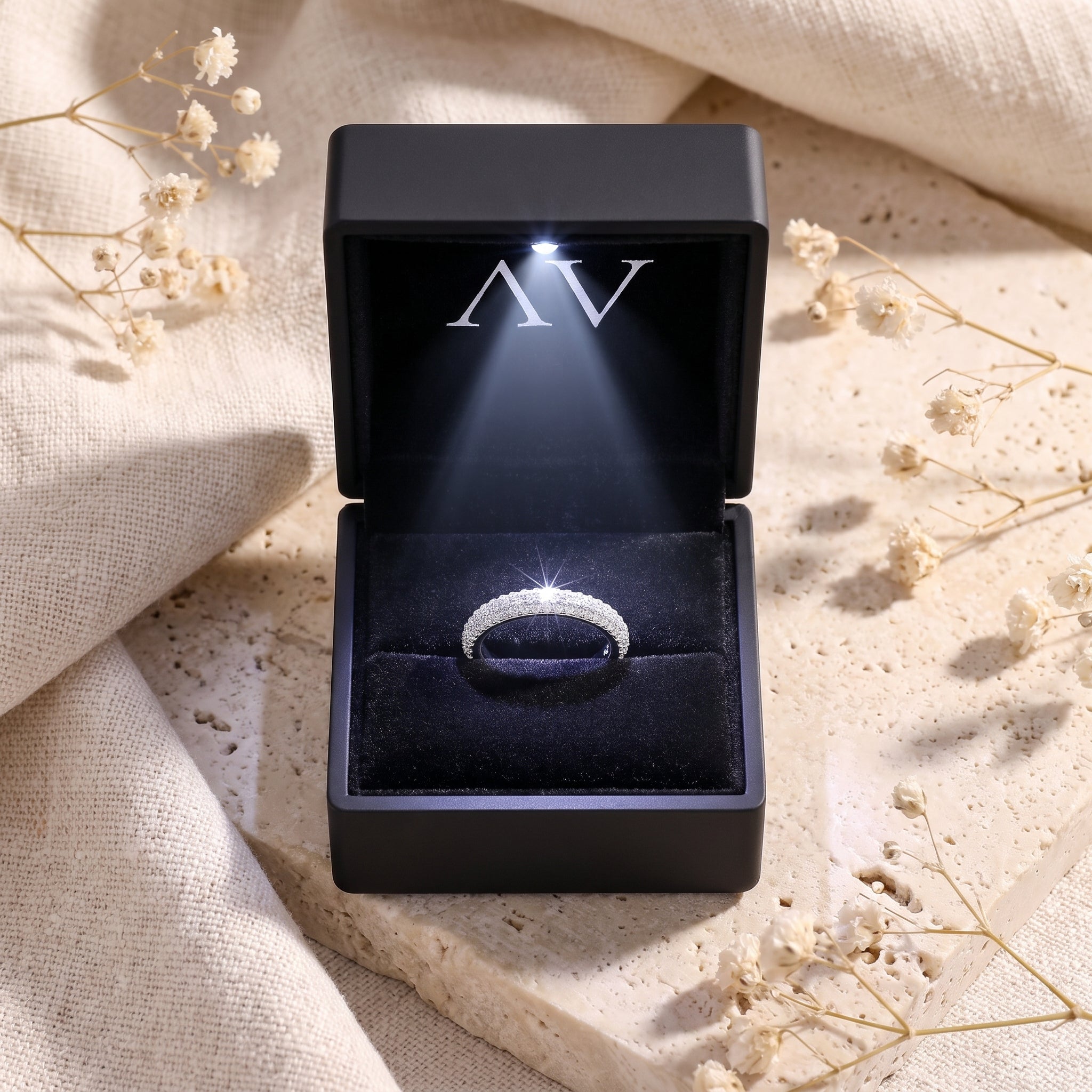 YLQ4854-rings - Premium LED Gift Box Presentation