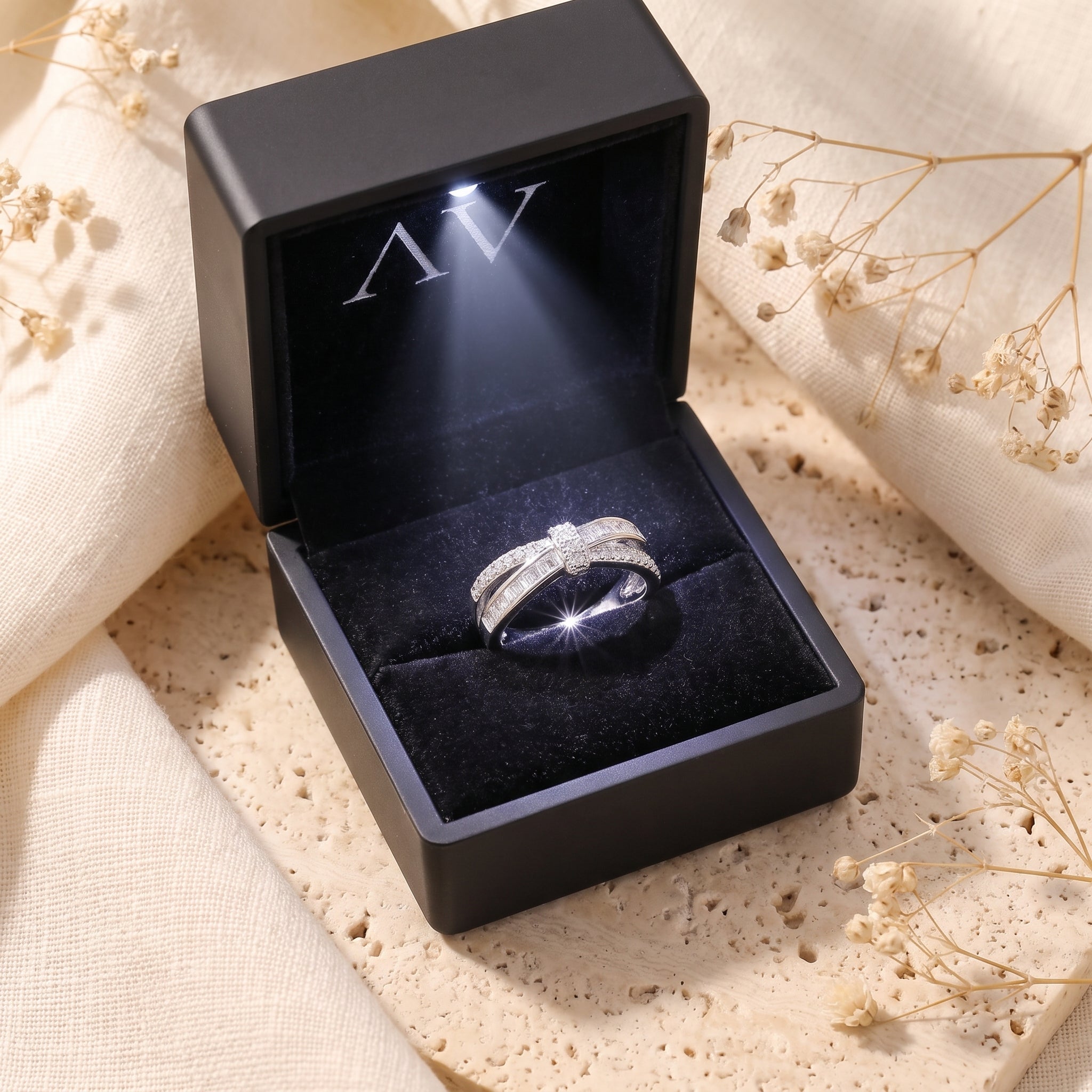 YLQ4870-rings - Premium LED Gift Box Presentation