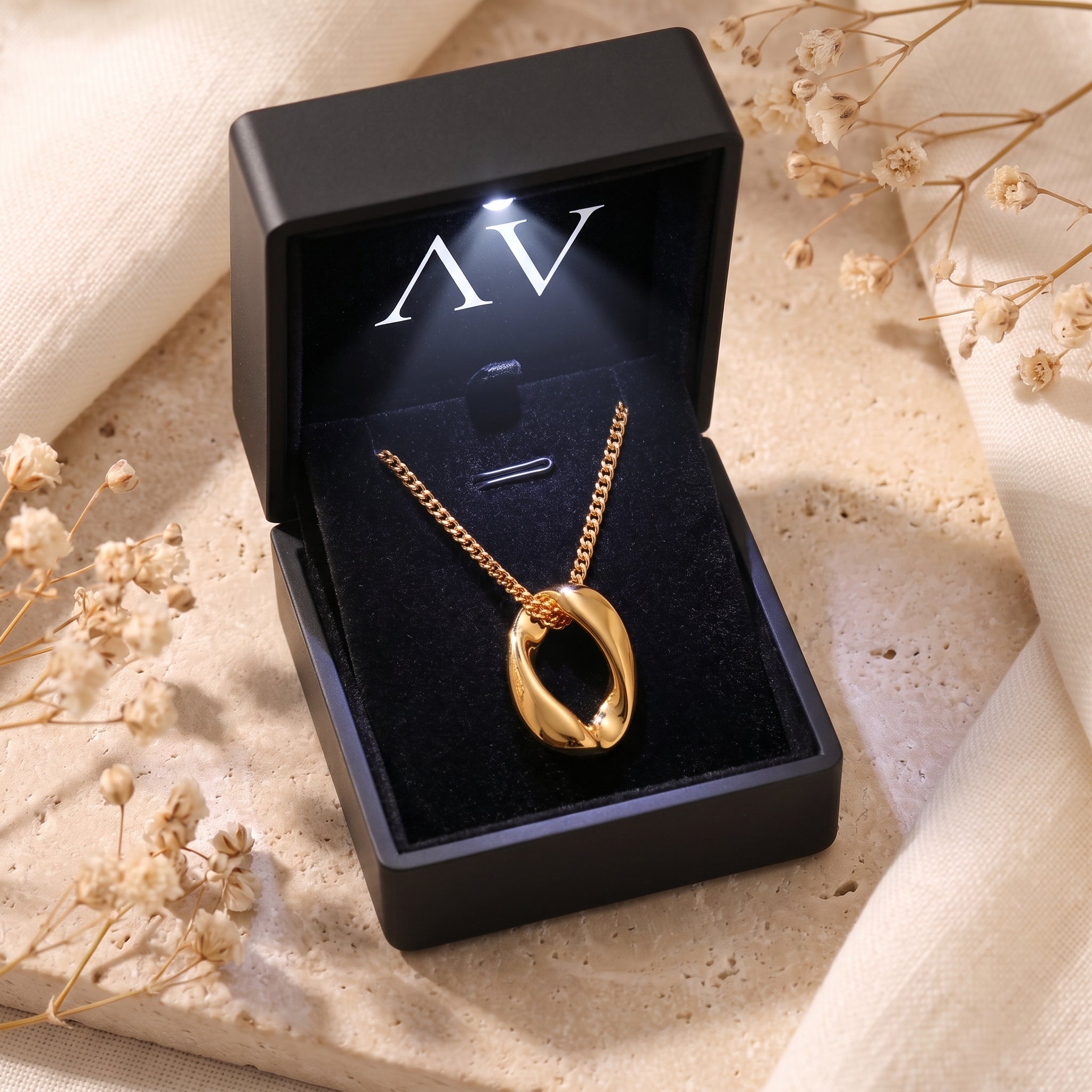 YLQ49058-NECKLACE - Premium LED Gift Box Presentation