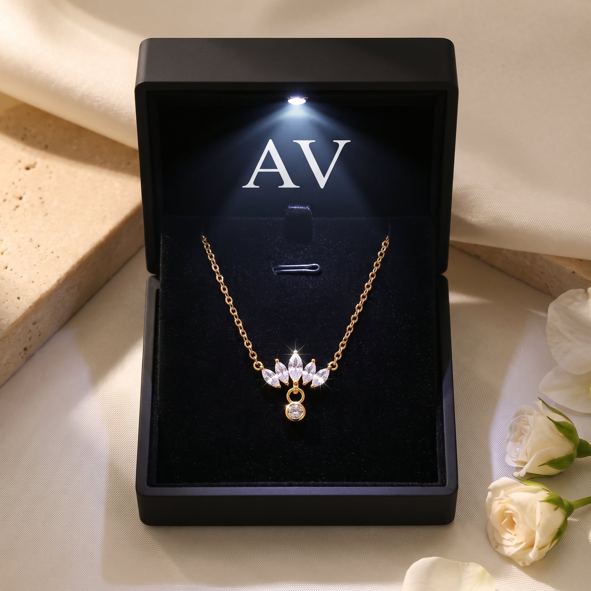 YLQ49396-NECKLACE - Premium LED Gift Box Presentation