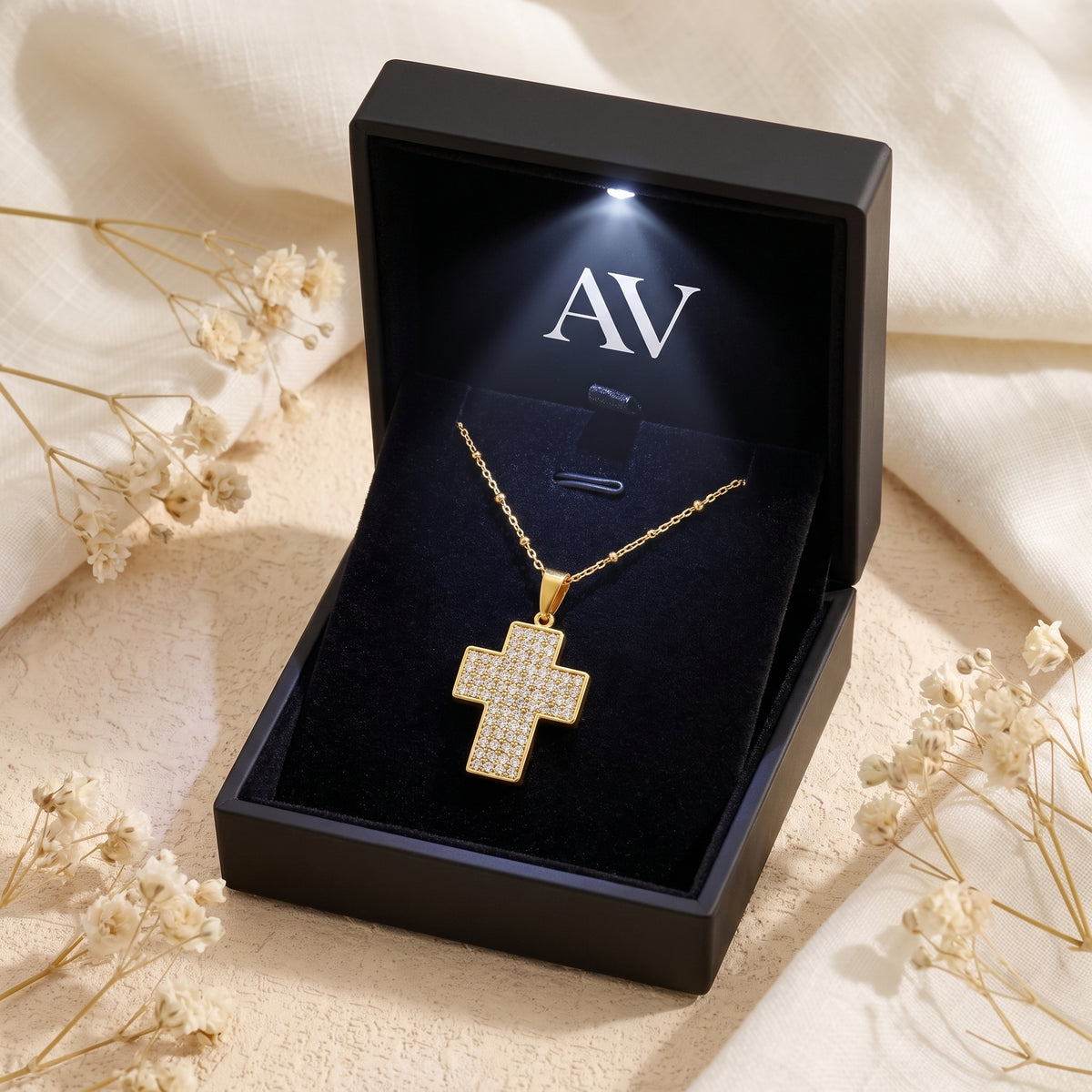 YLQ49593-cross necklace - Premium LED Gift Box Presentation