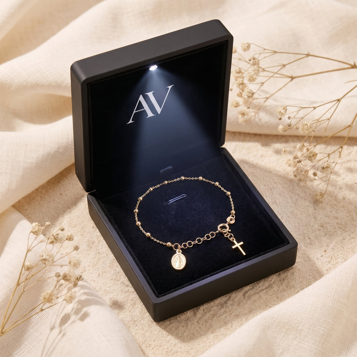 YLQ49607-bracelet - Premium LED Gift Box Presentation