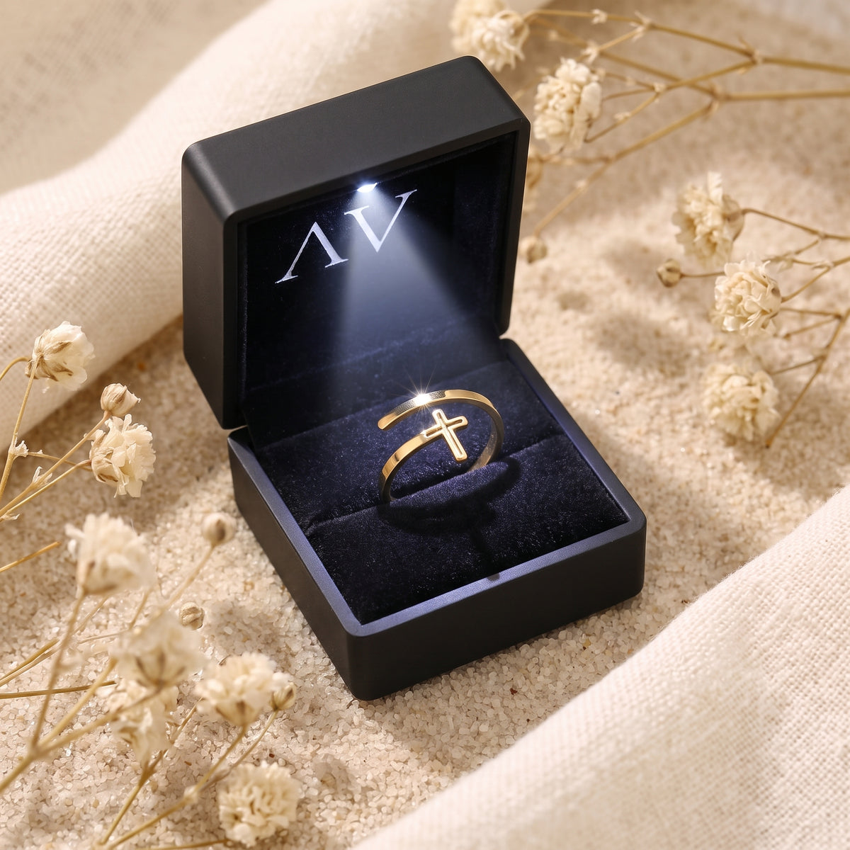 YLQ49627-ring - Premium LED Gift Box Presentation