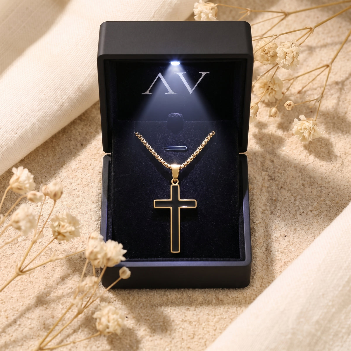 YLQ49670-cross necklace - Premium LED Gift Box Presentation