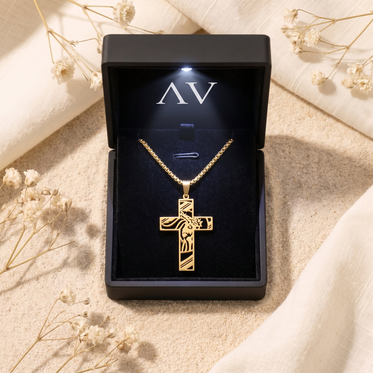 YLQ49688-cross necklace - Premium LED Gift Box Presentation