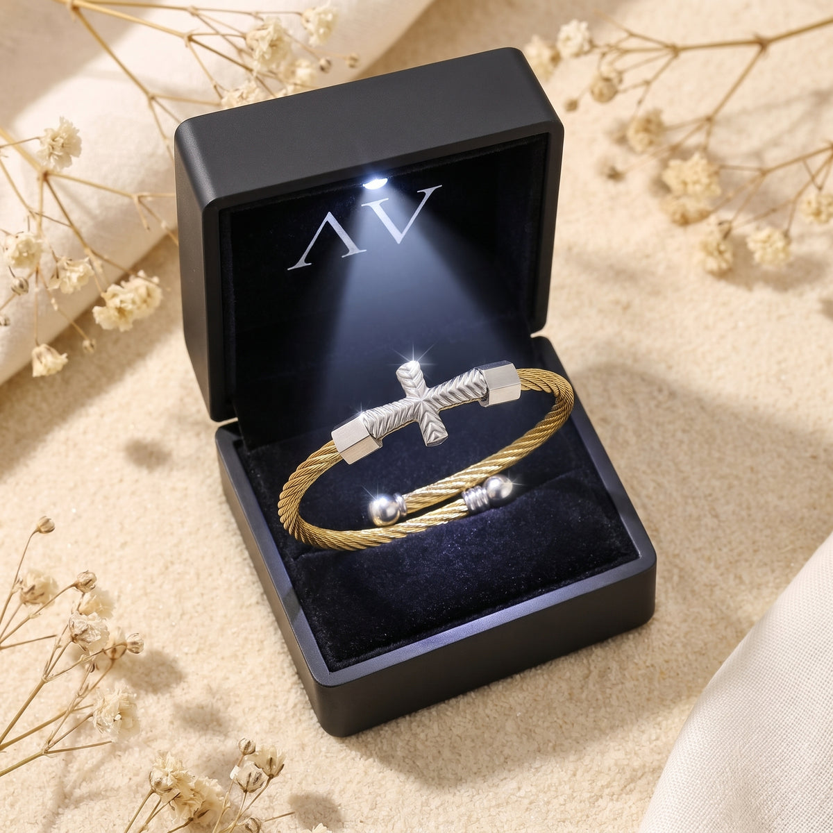 YLQ49823-bracelet - Premium LED Gift Box Presentation
