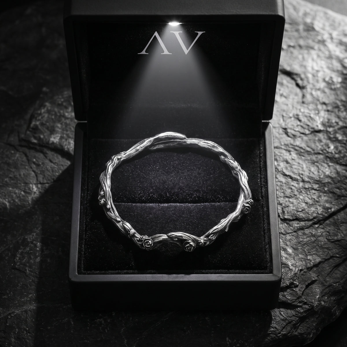 YLQ50089-bracelet - Premium LED Gift Box Presentation