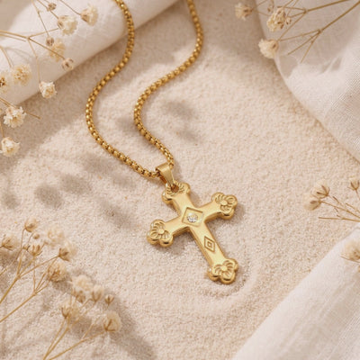 YLQ49600-cross necklace rotation video