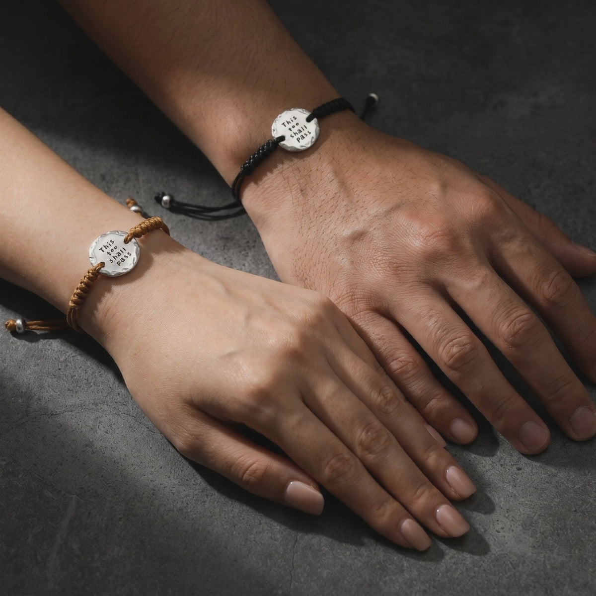 YLQ50228-bracelet lifestyle video