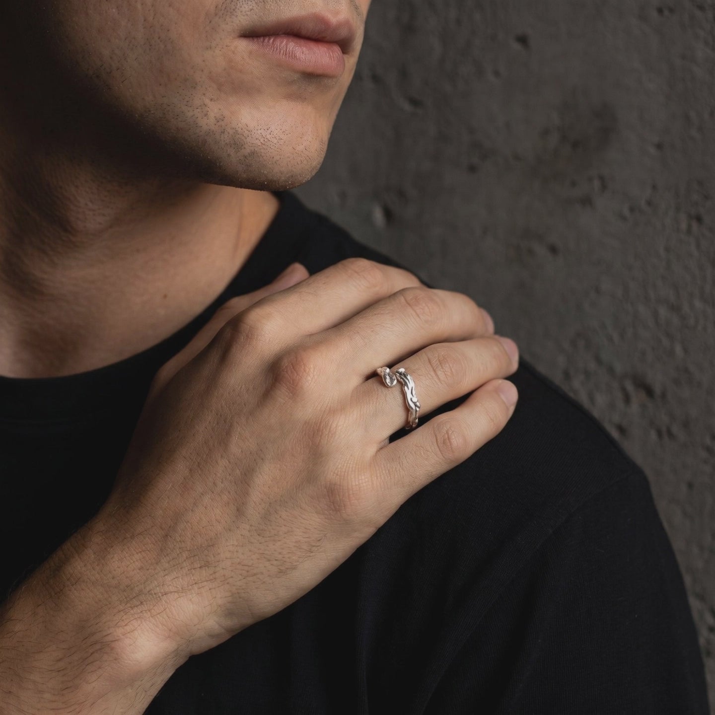 YLQ50164-rings lifestyle video