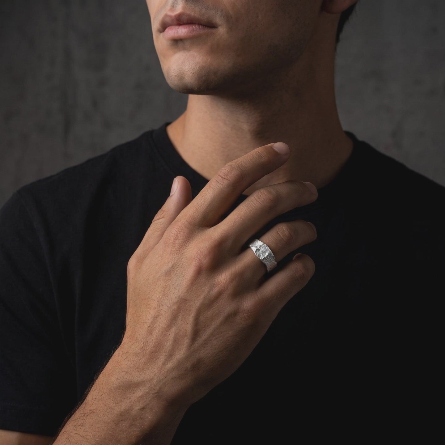 YLQ50168-rings lifestyle video