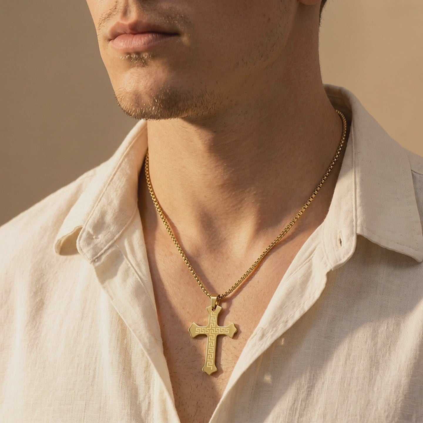 YLQ49676-cross necklace lifestyle video