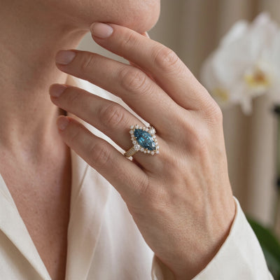 AI0010-MAR-1.5CT-DPAVE-SOLIT lifestyle video