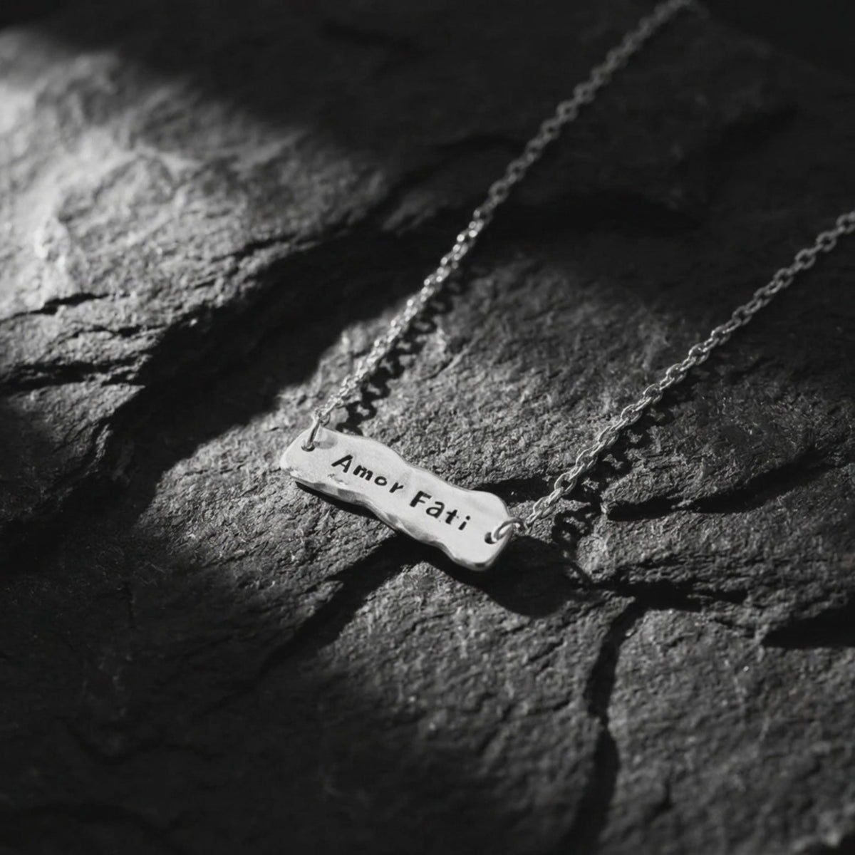 YLQ50108-Necklace rotation video