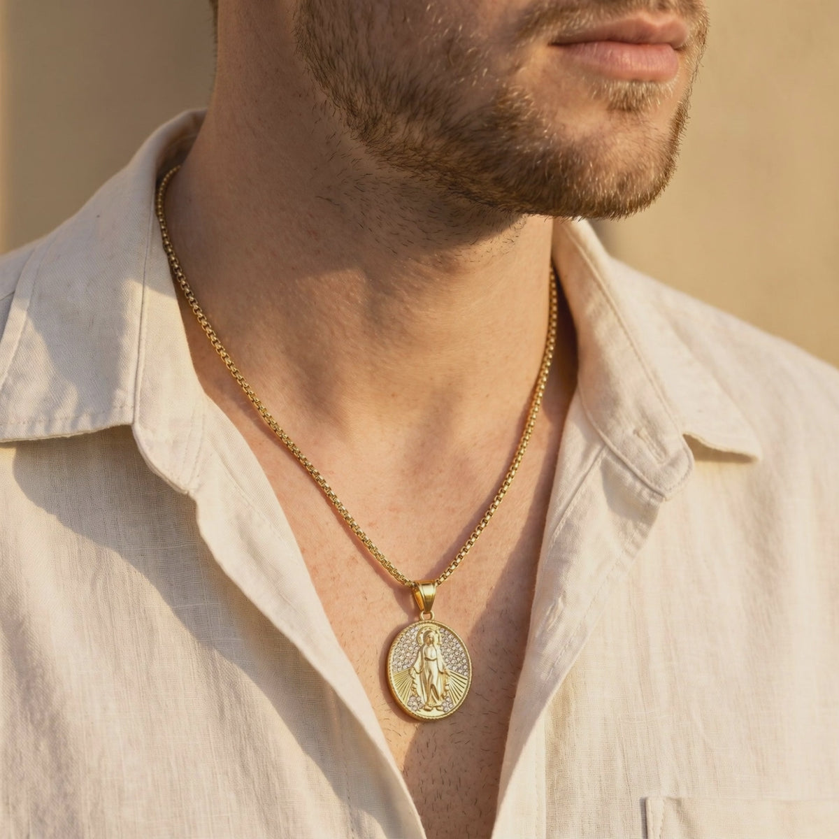 YLQ49708-cross necklace lifestyle video