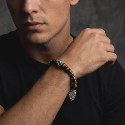YLQ50077-bracelet lifestyle video