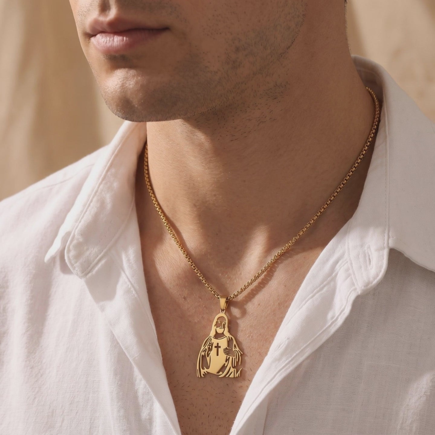 YLQ49666-cross necklace lifestyle video
