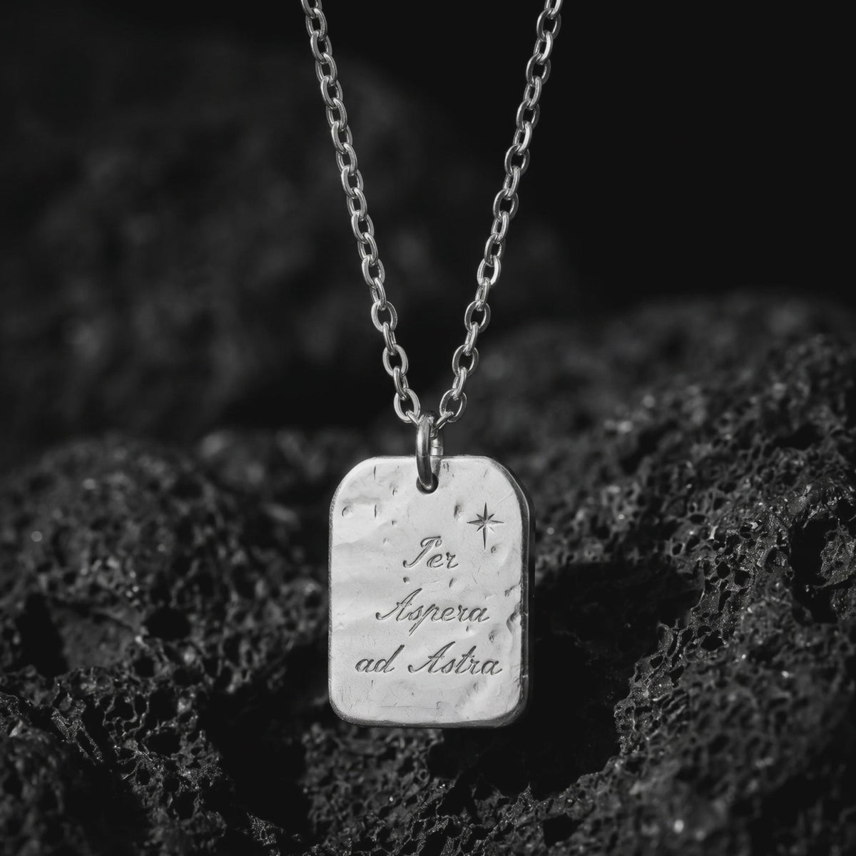 YLQ50120-Necklace rotation video