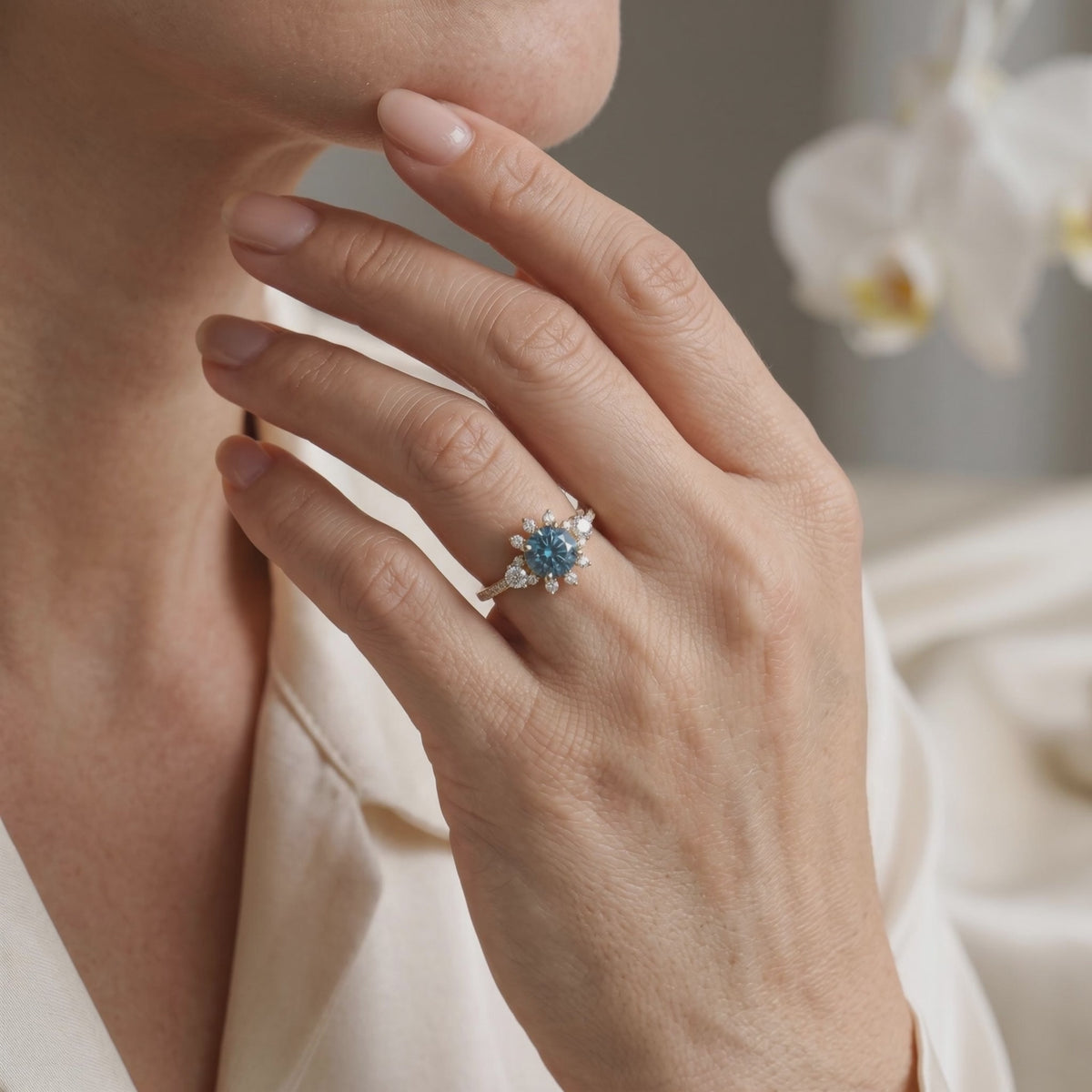 AI0010-ROU-0.5CT-PAVE-SOLIT lifestyle video