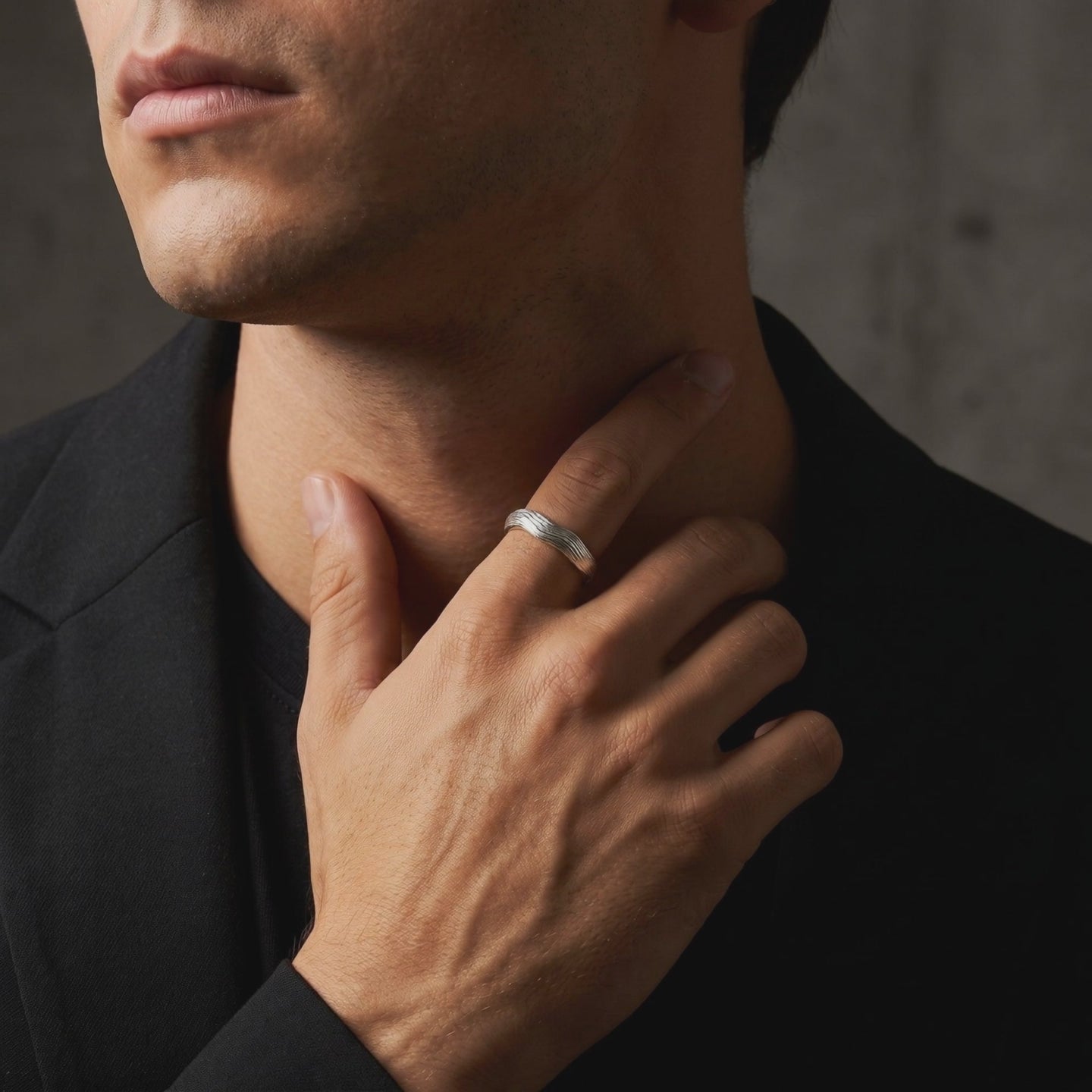 YLQ50153-rings lifestyle video
