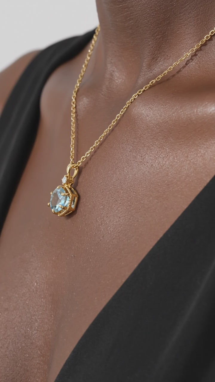 The Callia Hex simulated aquamarine solid gold necklace.